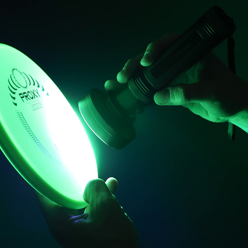 Glow Disc Golf - UV flashlight